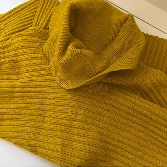 Anthropologie Sweater Size Large - Picture 2 of 13